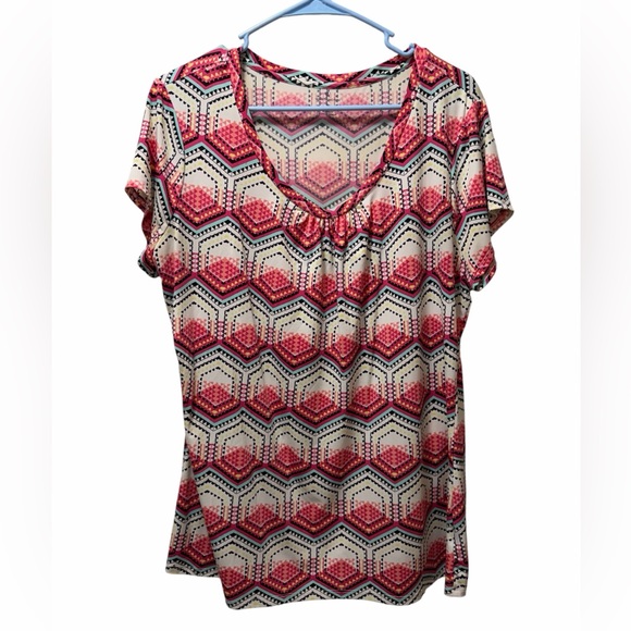 Worthington Tops - 🏀Worthington Pink Geometric Short Sleeve Blouse